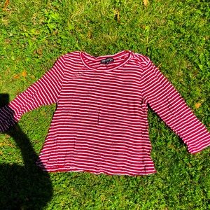 Quarter sleeve crop/short top